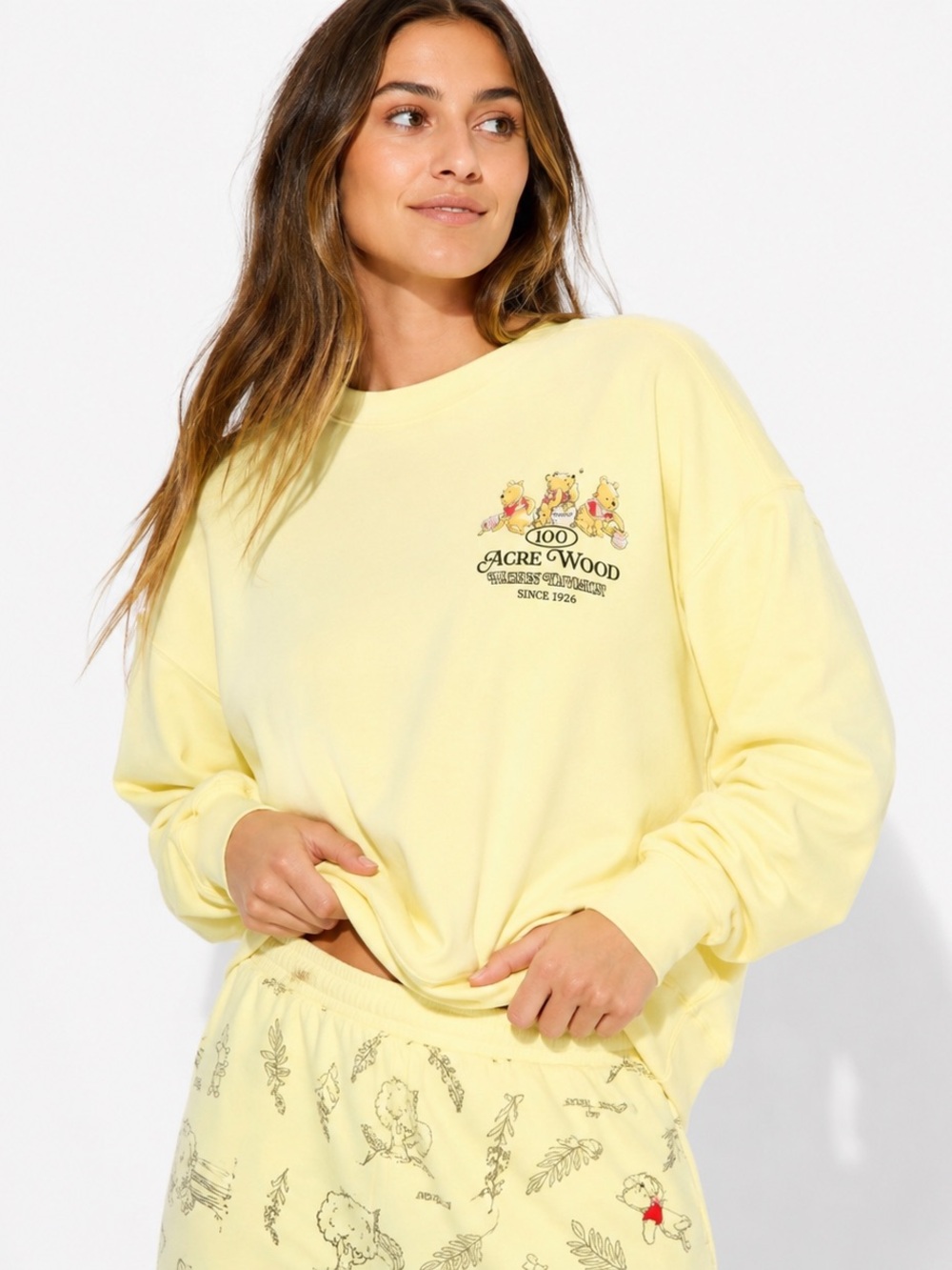 Disney Women's Winnie The Pooh Graphic Pullover Sweatshirt Yellow Size S